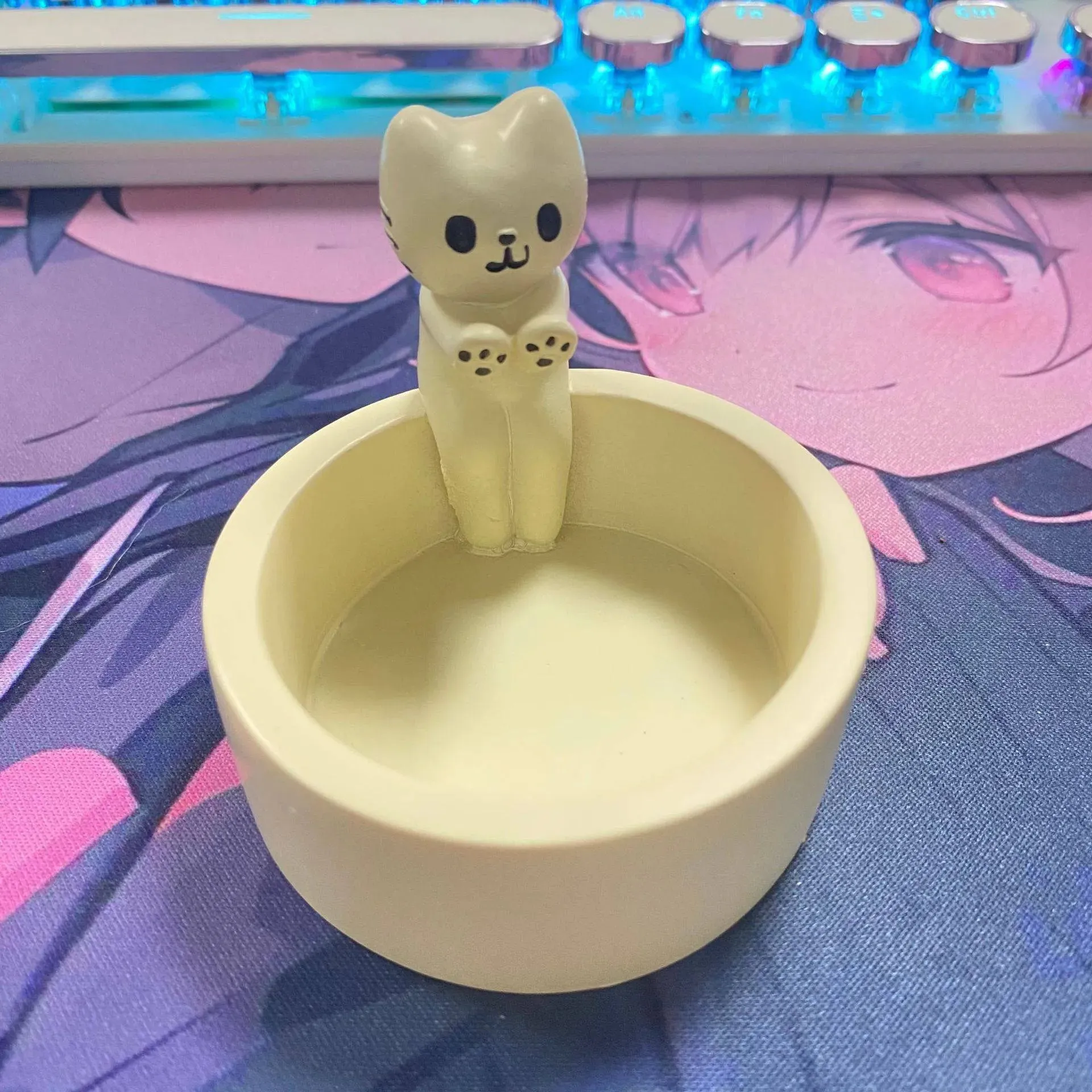 Adorable Cartoon Kitten Candle Holder