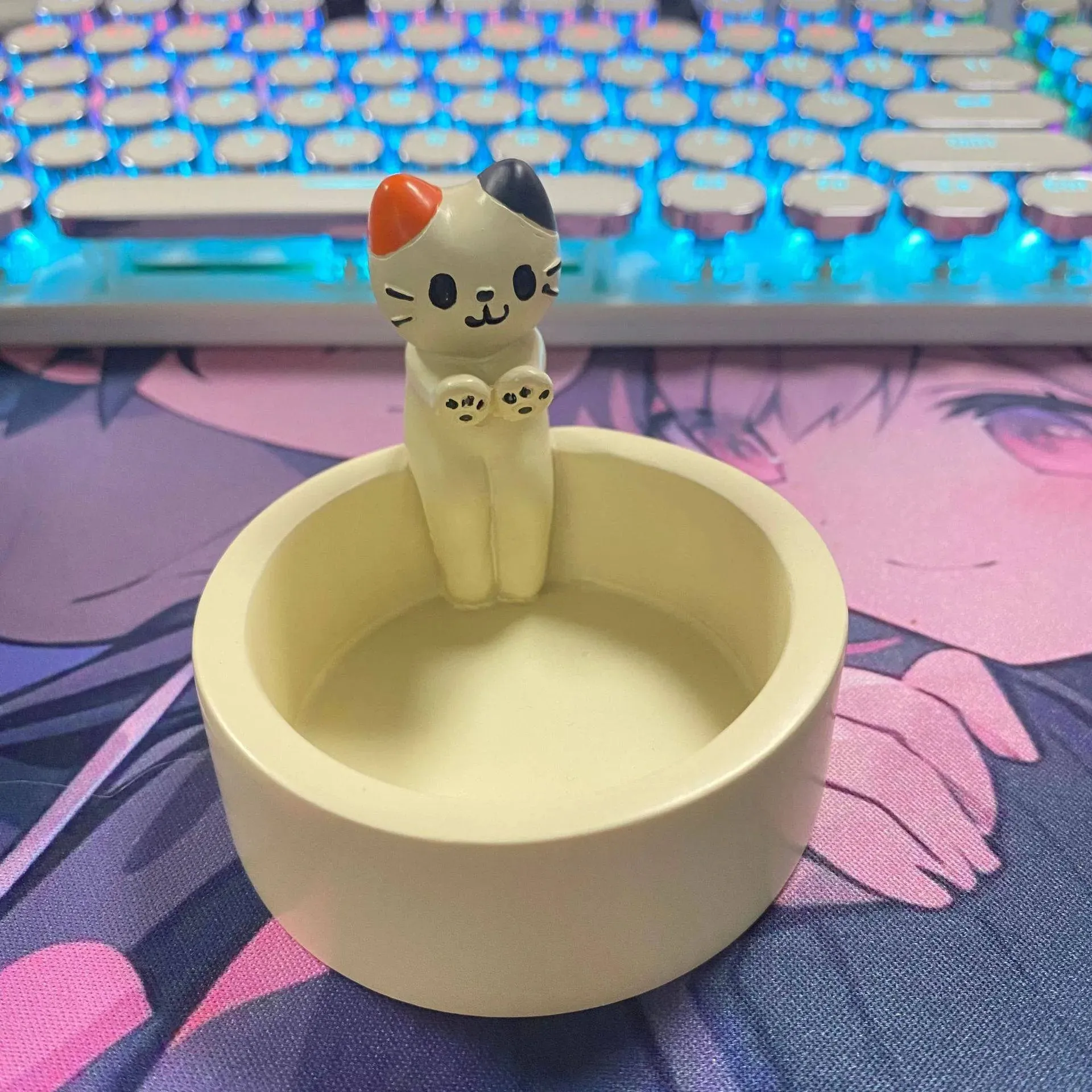 Adorable Cartoon Kitten Candle Holder