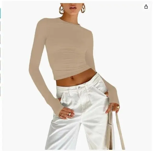 Chic Thumb Hole Crop Top: Stylish Must-Have for Women