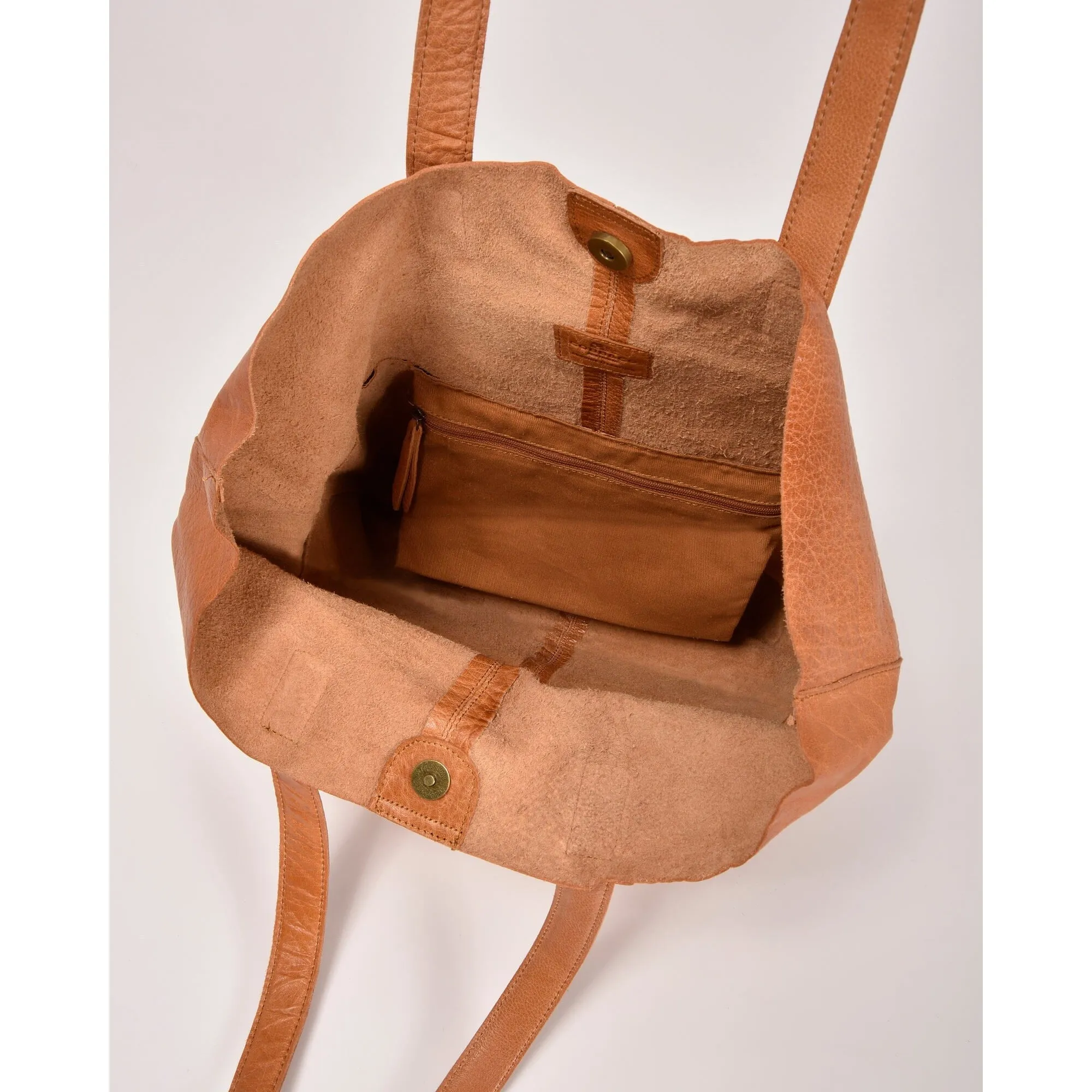 COBB & CO Hotham Leather Tote with front flap pocket