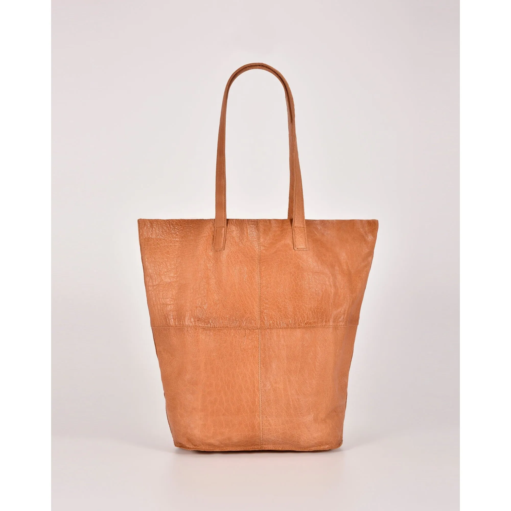 COBB & CO Hotham Leather Tote with front flap pocket