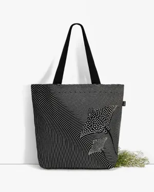 Large Zipper Tote Bag - Mesmerizing Stingray