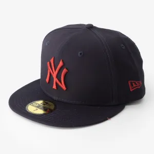 New Era New York Yankees League Essential 59FIFTY Fitted Cap