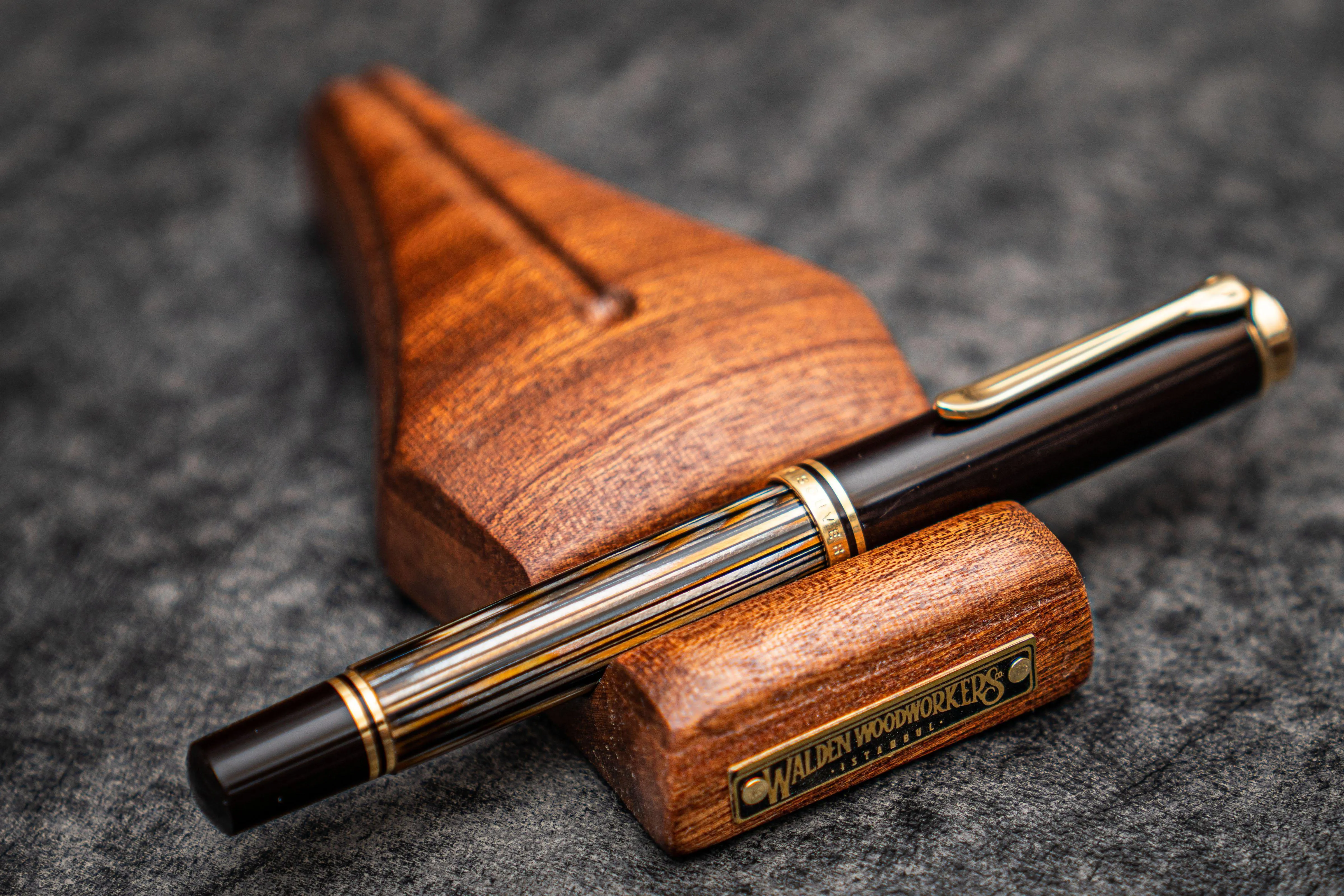 The Nib Rest Wooden Pen Stand - Mahogany