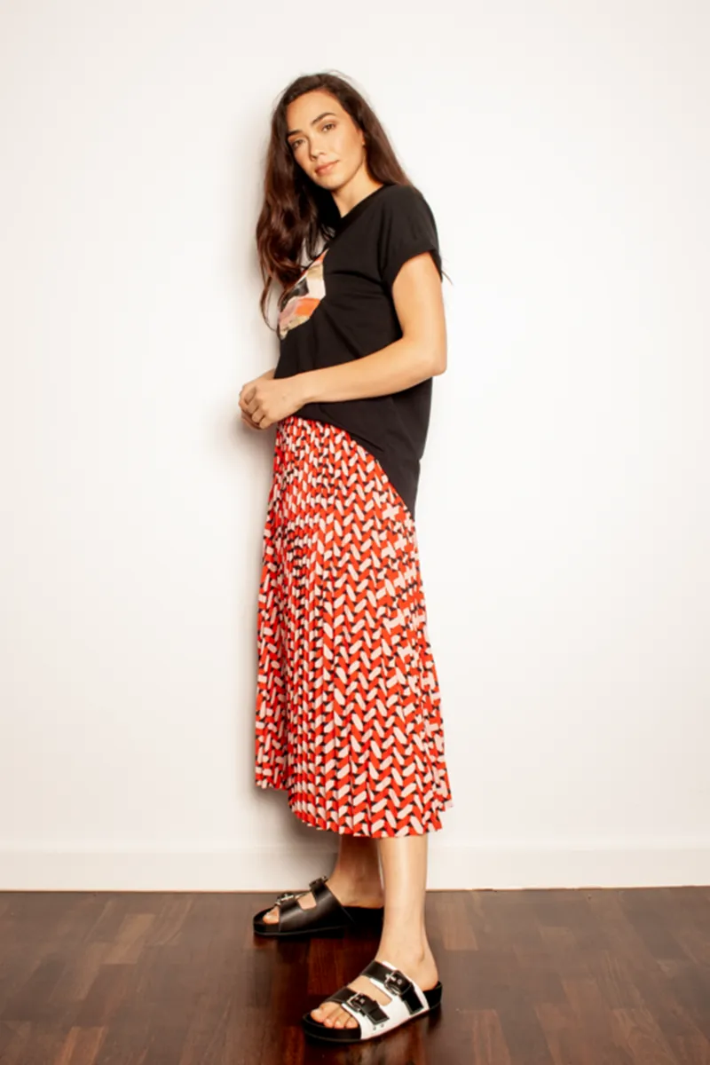 The Others - The Relaxed Tee - Black with Stripe Lips