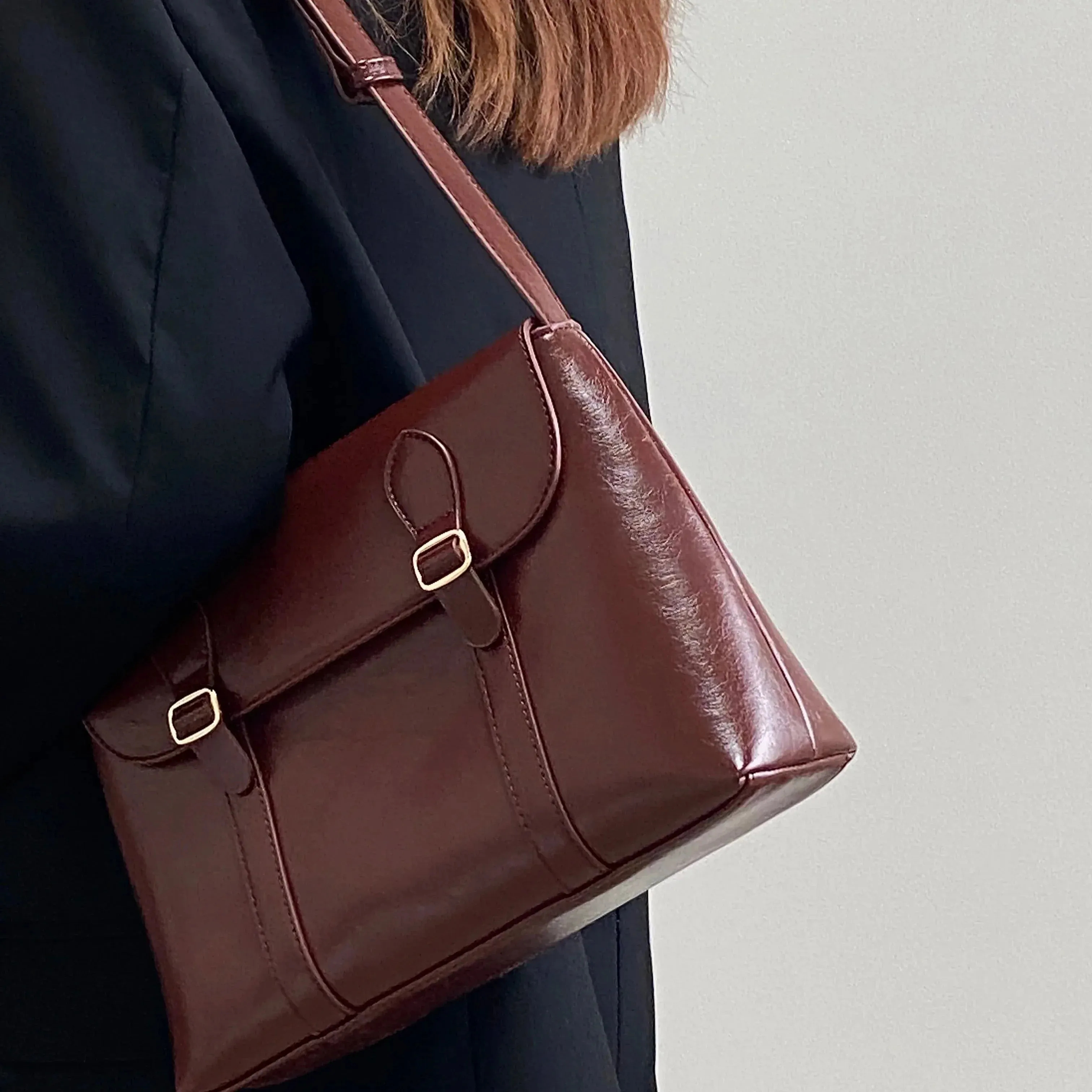 Uniwim Eliza Leather Handbag