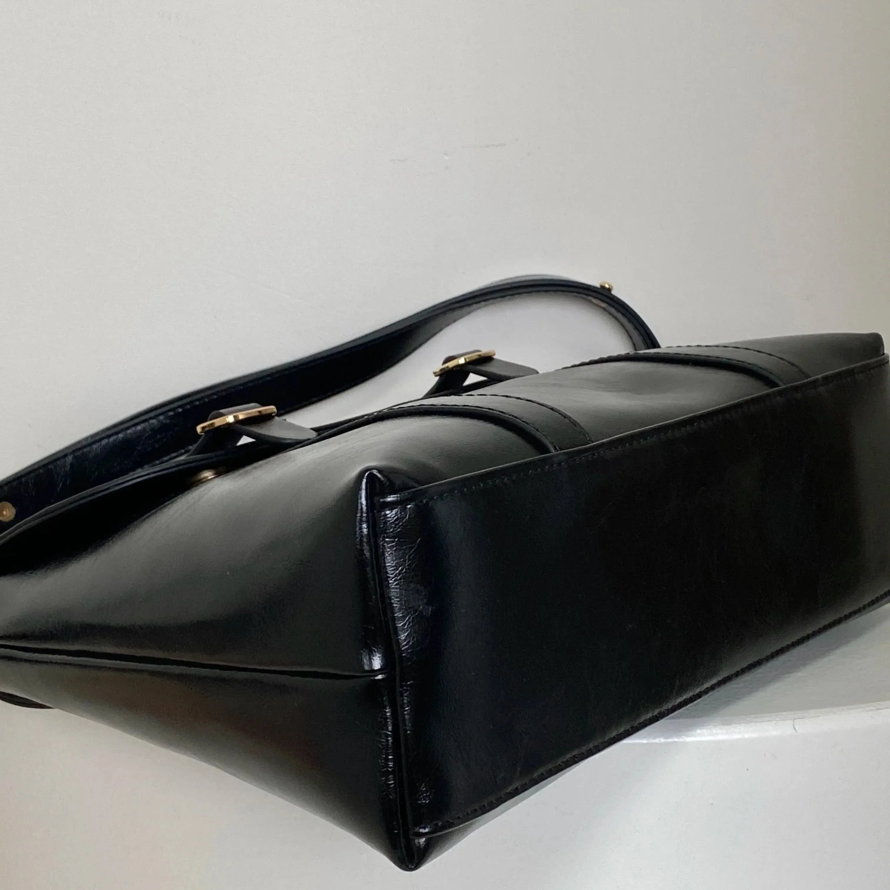 Uniwim Eliza Leather Handbag