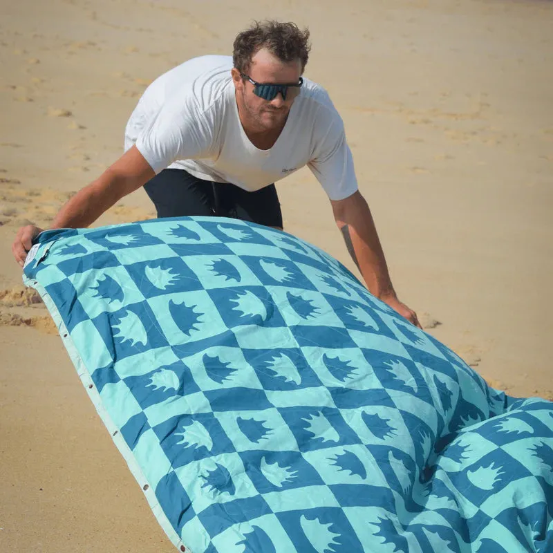 Water Resistant Outdoor Blanket
