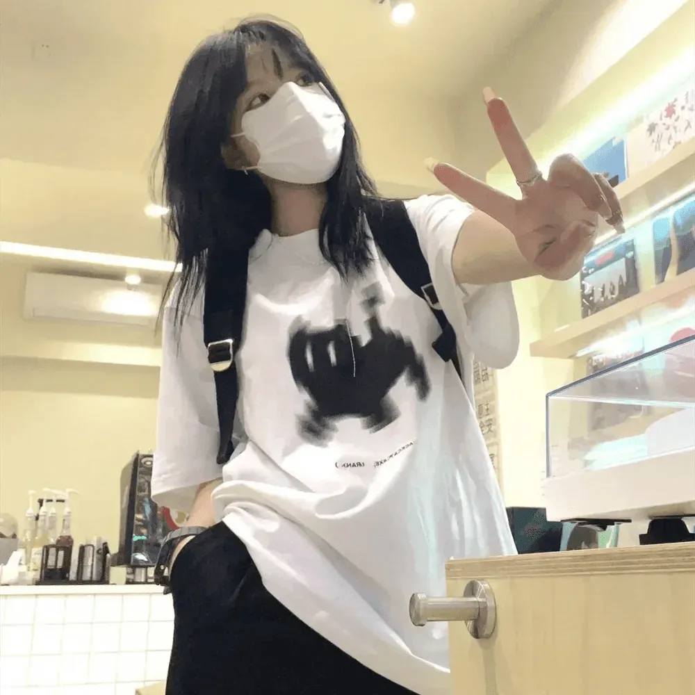 Y2K Aesthetic Harajuku Tee: Retro Style Streetwear for Women